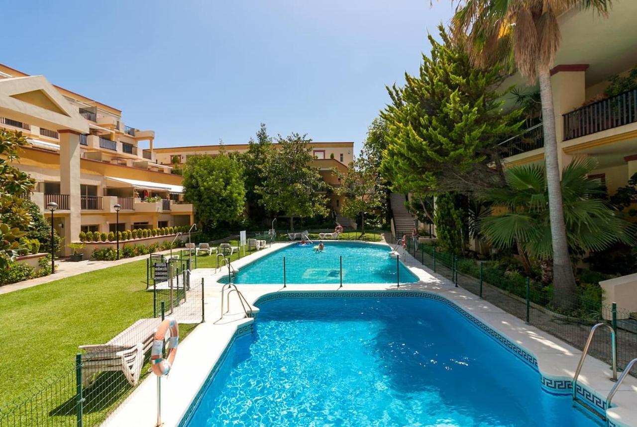Oleholidays 344 Romana Playa Con Vistas Al Mar Marbella Kültér fotó